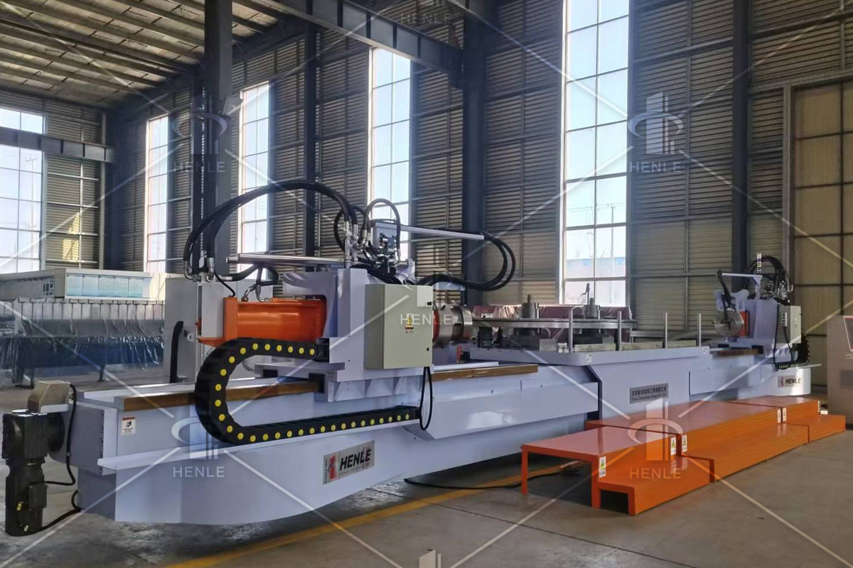 伺服數(shù)控拉彎機(jī)的特點(diǎn)及用途，答案解析